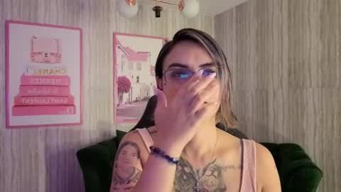 Isabella online show from April 2026 12:47:02 PM