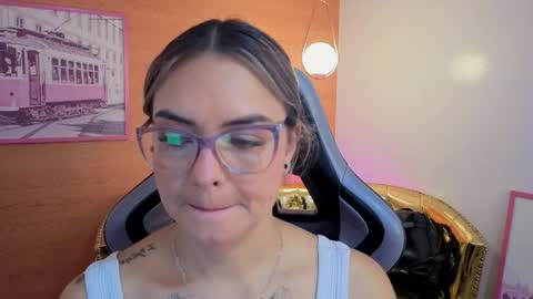 Isabella online show from April 2026 12:43:01 PM
