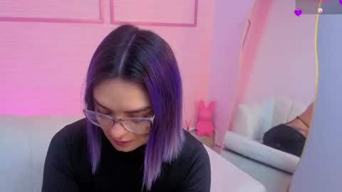 Isabella online show from June 2026 12:52:02 PM