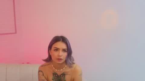 Isabella online show from June 2026 01:09:02 PM