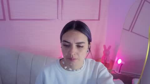 Isabella online show from July 2026 12:51:01 PM