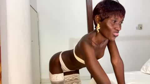 Snapshot of zaria_amara chatting on June 2026 07:51:01 PM zaria_amara online show from June 2026 07:51:01 PM