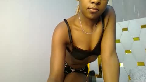 zariah online show from May 2026 09:42:02 PM