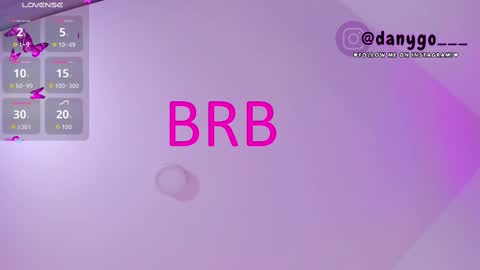 Snapshot of zarianaevanz chatting on September 2025 11:48:01 PM Zariana online show from September 2025 11:48:01 PM