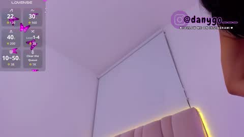 Snapshot of zarianaevanz chatting on November 2025 01:04:02 AM Zariana online show from November 2025 01:04:02 AM