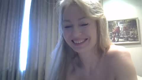 Zarina Swift online show from April 2026 06:05:02 AM