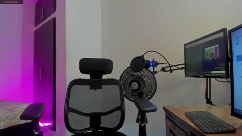 Snapshot of zaya_smith chatting on December 2024 05:59:02 AM Zaya online show from December 2024 05:59:02 AM