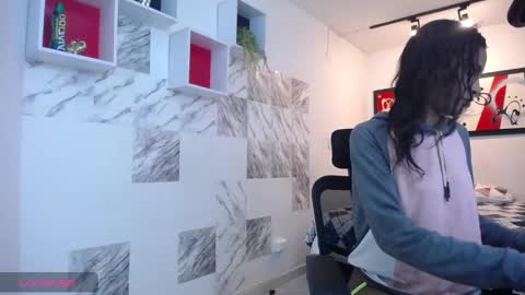 Snapshot of zaya_smith chatting on December 2024 04:49:02 AM Zaya online show from December 2024 04:49:02 AM