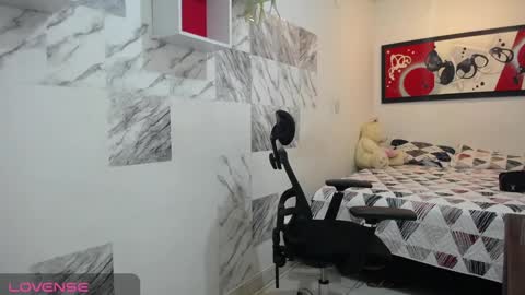 Snapshot of zaya_smith chatting on January 2025 03:44:02 AM Zaya online show from January 2025 03:44:02 AM