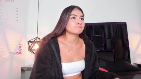  Zayda  online show from February 2025 02:59:02 PM