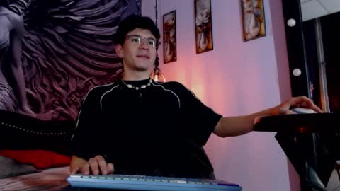 Snapshot of zayn_hall chatting on February 2026 09:12:02 PM ZAYN online show from February 2026 09:12:02 PM