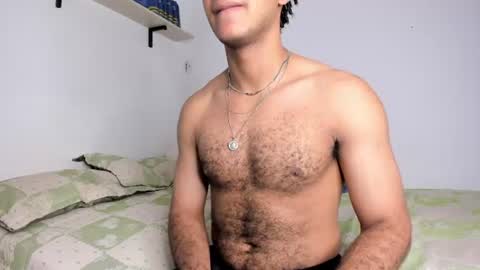 Snapshot of zayn_moreno chatting on June 2026 09:02:01 PM zayn 3 online show from June 2026 09:02:01 PM