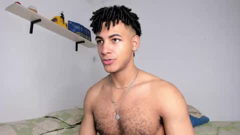 Snapshot of zayn_moreno chatting on June 2026 09:59:01 PM zayn 3 online show from June 2026 09:59:01 PM