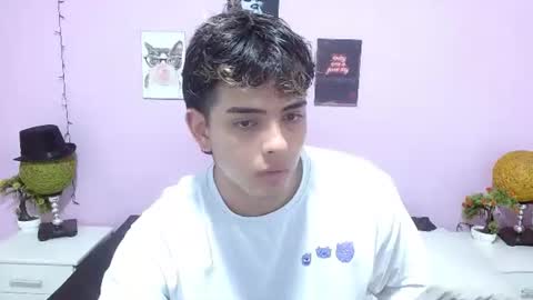 zayne lyon online show from July 2026 11:41:01 AM