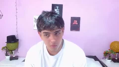 zayne lyon online show from July 2026 11:39:02 AM
