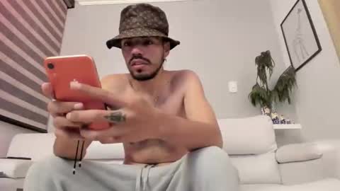 Snapshot of zaynshadow_ chatting on November 2025 01:38:02 AM zaynshadow_ online show from November 2025 01:38:02 AM