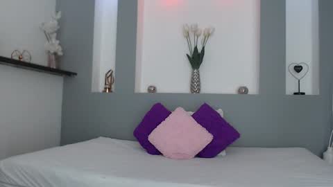 Snapshot of zean_lee chatting on February 2025 02:21:01 PM Karolyne online show from February 2025 02:21:01 PM