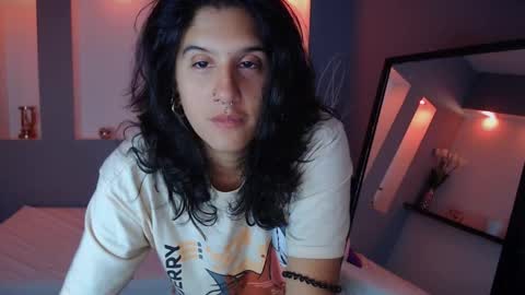 Snapshot of zean_lee chatting on September 2025 11:11:01 AM Karolyne online show from September 2025 11:11:01 AM