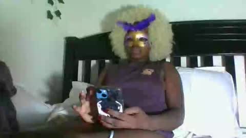 ZEEEE01 online show from April 2026 12:58:02 PM