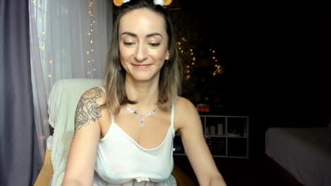 Zefir ka  online show from December 2024 10:44:02 AM