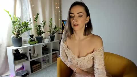 Zefir ka  online show from March 2025 11:17:01 AM