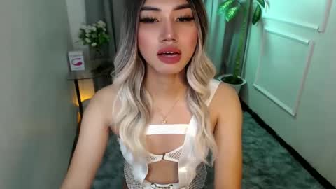 zelainalovetocum online show from February 2025 04:14:02 AM