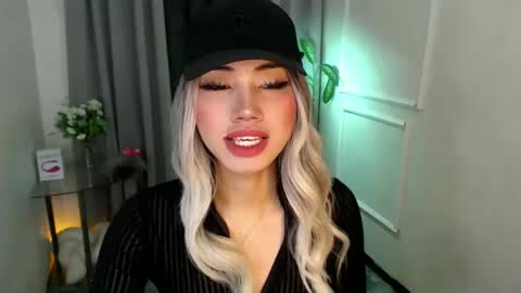 zelainalovetocum online show from February 2025 01:03:01 AM