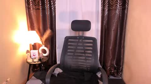 zella_maurice online show from July 2026 02:13:02 AM