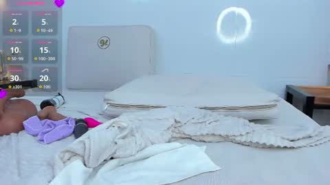 Zenda Evans online show from June 2026 10:15:01 AM