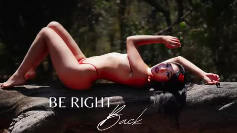 Zendaya online show from February 2025 04:26:01 AM