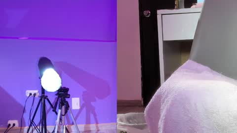 Zendaya online show from November 2025 07:18:02 PM