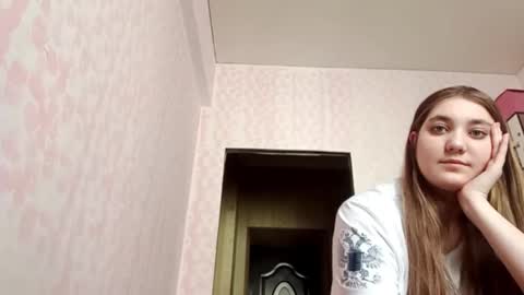 Snapshot of zeniabrossoit chatting on March 2026 08:41:02 AM zeniabrossoit online show from March 2026 08:41:02 AM