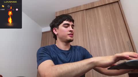 Zenn online show from December 2024 03:39:01 PM