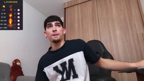 Zenn online show from December 2024 07:57:01 PM