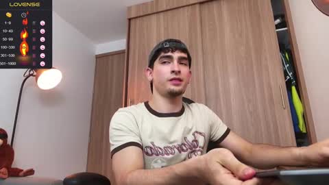 Zenn online show from January 2025 07:40:01 PM