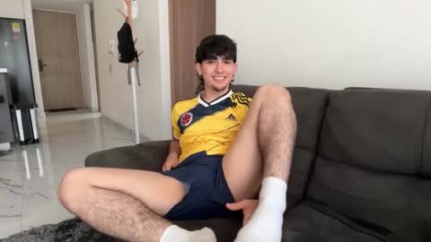 Snapshot of zenn_rush chatting on January 2026 08:36:01 PM Zenn online show from January 2026 08:36:01 PM