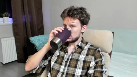 Andrew online show from December 2024 11:39:02 PM