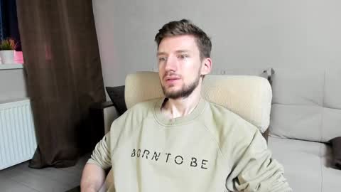 Andrew online show from February 2025 05:04:02 AM