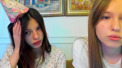 Snapshot of zerelle chatting on February 2026 09:47:02 AM Ivy online show from February 2026 09:47:02 AM