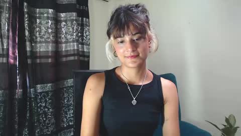 Snapshot of zero__o chatting on February 2025 10:14:02 PM ZERO online show from February 2025 10:14:02 PM