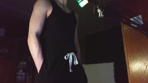 Snapshot of zeroreaction chatting on April 2026 07:33:02 PM zeroreaction online show from April 2026 07:33:02 PM