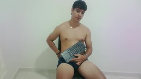 zeus_183 online show from September 2025 12:56:02 AM