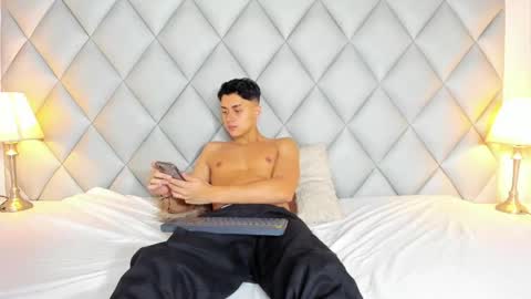 Zeus Brant online show from April 2026 01:38:02 PM