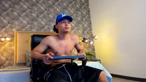 zeus online show from January 2025 12:22:01 AM