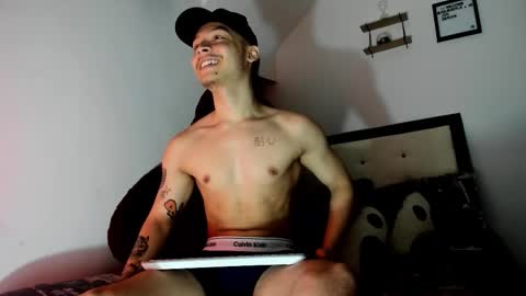 zeus online show from November 2025 06:21:01 PM