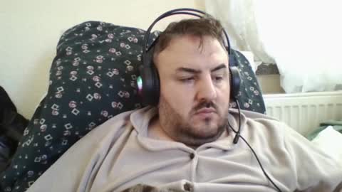 zH1NaSaH online show from April 2026 05:01:02 AM