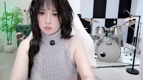 zhen online show from September 2025 08:25:01 PM