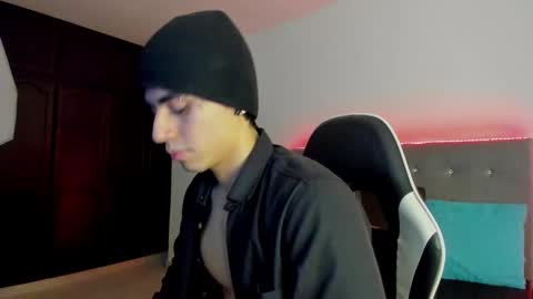 Snapshot of zhingarher chatting on November 2025 03:39:01 AM Zhingarher online show from November 2025 03:39:01 AM