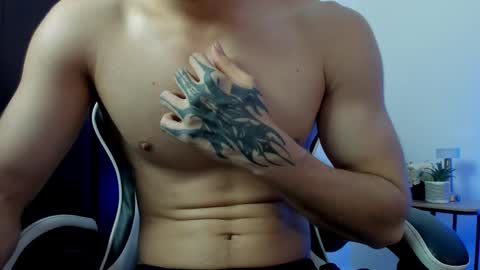 Snapshot of zhingarher chatting on February 2026 01:37:01 AM Zhingarher online show from February 2026 01:37:01 AM