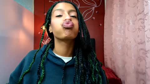 Zia Green online show from December 2024 12:34:02 PM